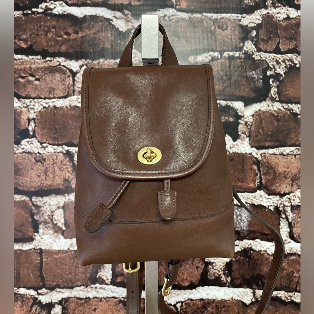 COACH Vintage Day Pack Bag Backpack Mahogany Brown 9960 Flap Turn Lock Purse